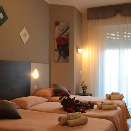 Senyor Отель 3*