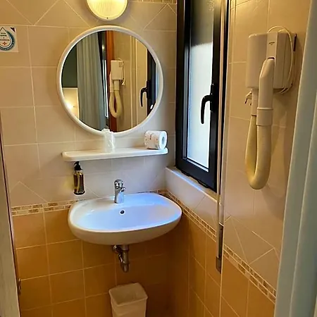 Szálloda Senyor 3*