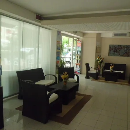 Отель Senyor 3*