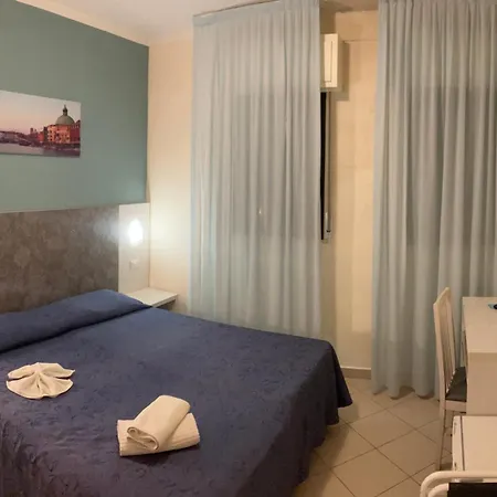 Senyor 3* Римини